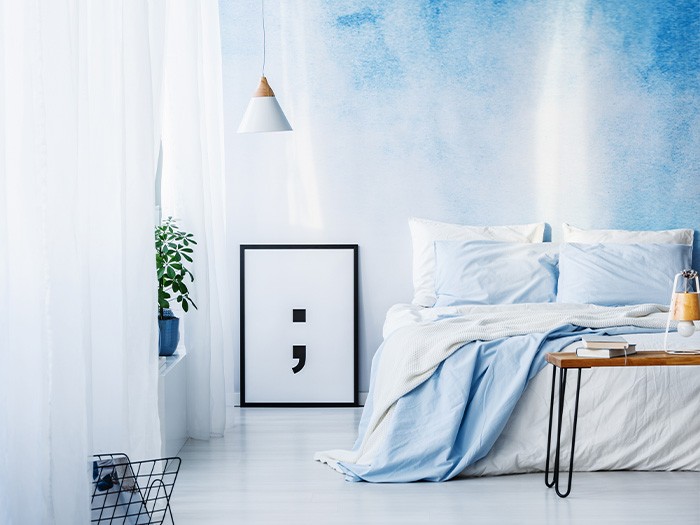 Choose an ombre aesthetic for a soothing feel.